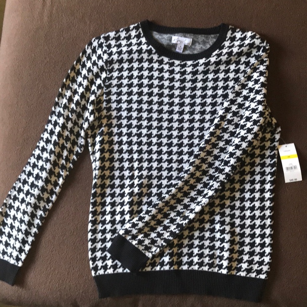 Black and white sweater